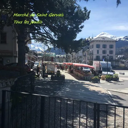 T2+cabine Independante Au Depart Des Telecabines Saint-gervais/bettex/mont D'arbois *